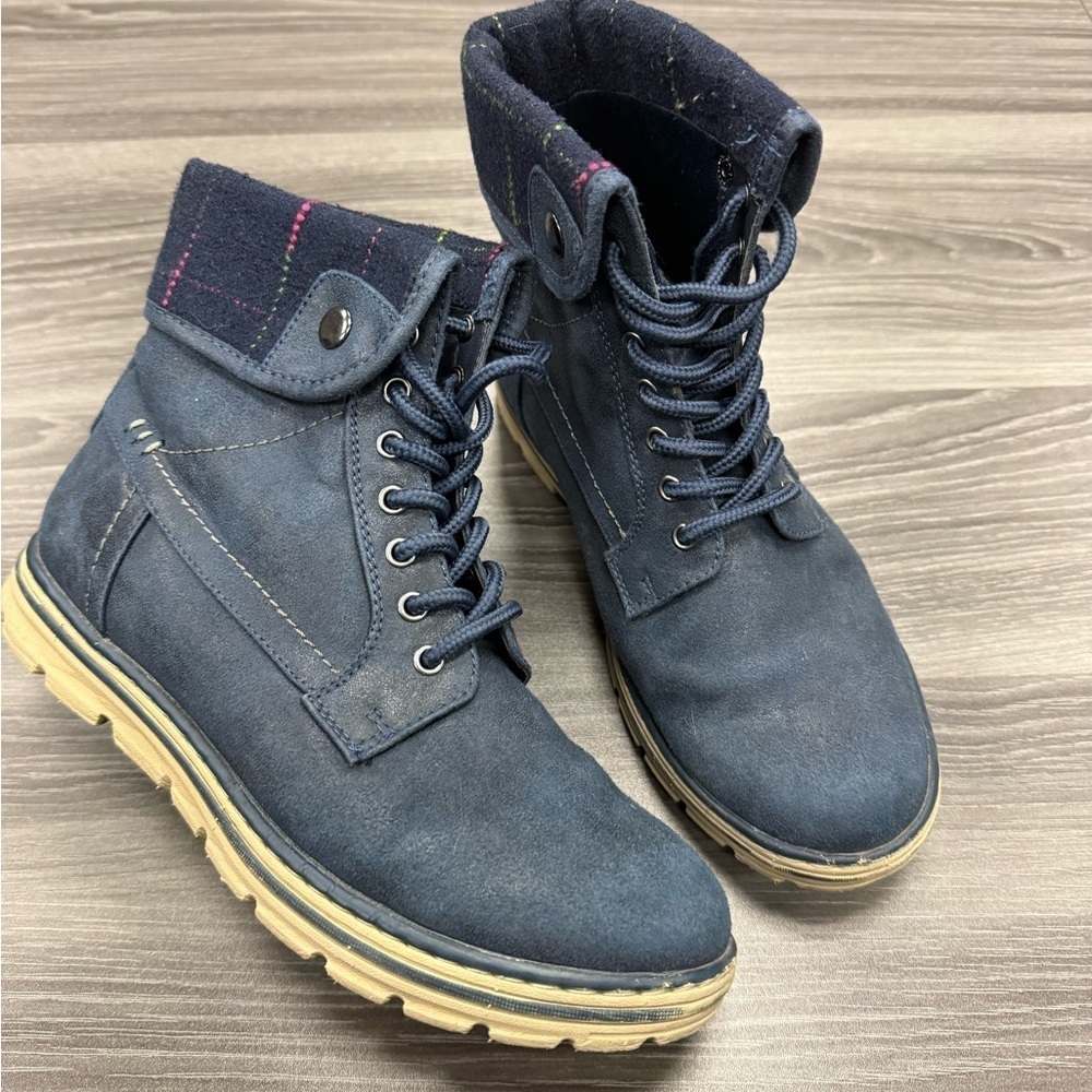 Cliffs by White Mountain Boots Women’s 7M Karlyssa Hiking Blue Leather Lace Up